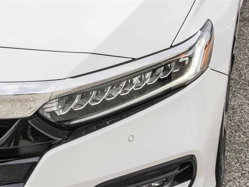 Used 2020 Honda Accord Touring image 7
