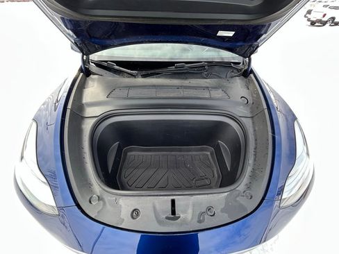 Used 2023 Tesla Model Y Long Range image 32