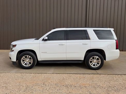 Used 2015 Chevrolet Tahoe LT image 2