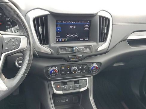 Certified 2024 GMC Terrain SLE w/ Driver Convenience Package AWD/4WD image 15