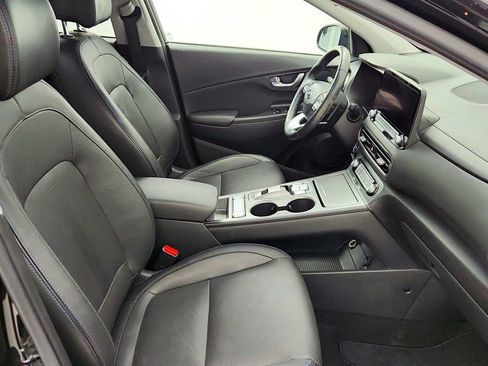 Used 2022 Hyundai Kona Limited image 25