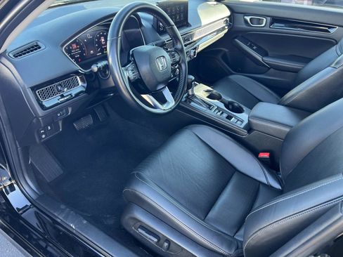 Certified 2022 Honda Civic Touring image 5