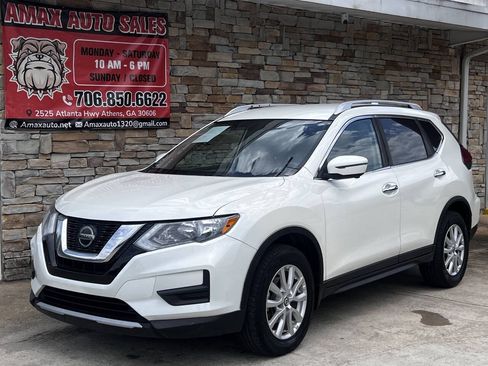 Used 2018 Nissan Rogue SV w/ Premium Package AWD/4WD image 2
