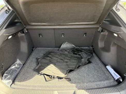 Certified 2023 Volkswagen ID.4 Pro AWD/4WD image 24