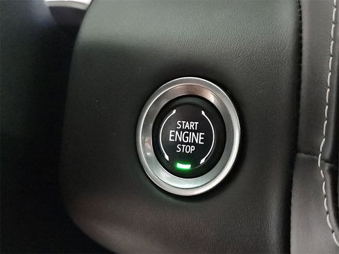 Used 2024 GMC Yukon XL Denali Ultimate image 23