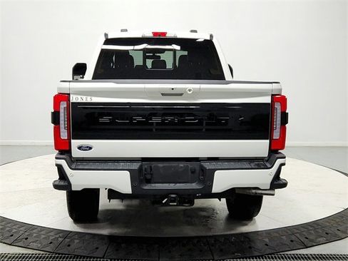 Used 2025 Ford F250 Platinum image 6