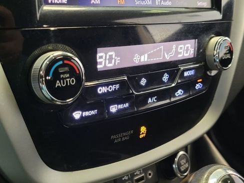 Used 2019 Nissan Murano SL image 20