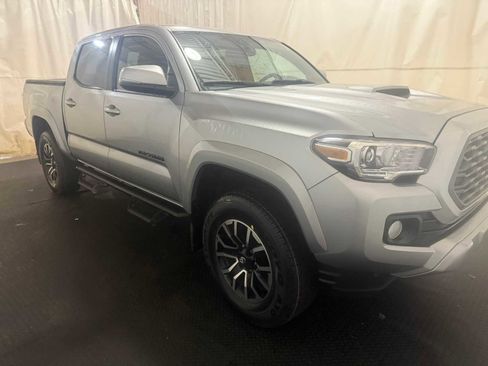 Used 2023 Toyota Tacoma TRD Sport image 10