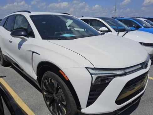 Used 2024 Chevrolet Blazer EV RS AWD/4WD image 2