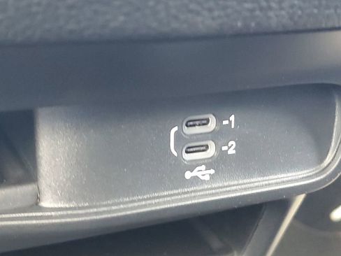 New 2026 Chrysler Pacifica Select image 32