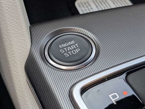 Used 2025 Kia Seltos EX FWD image 31