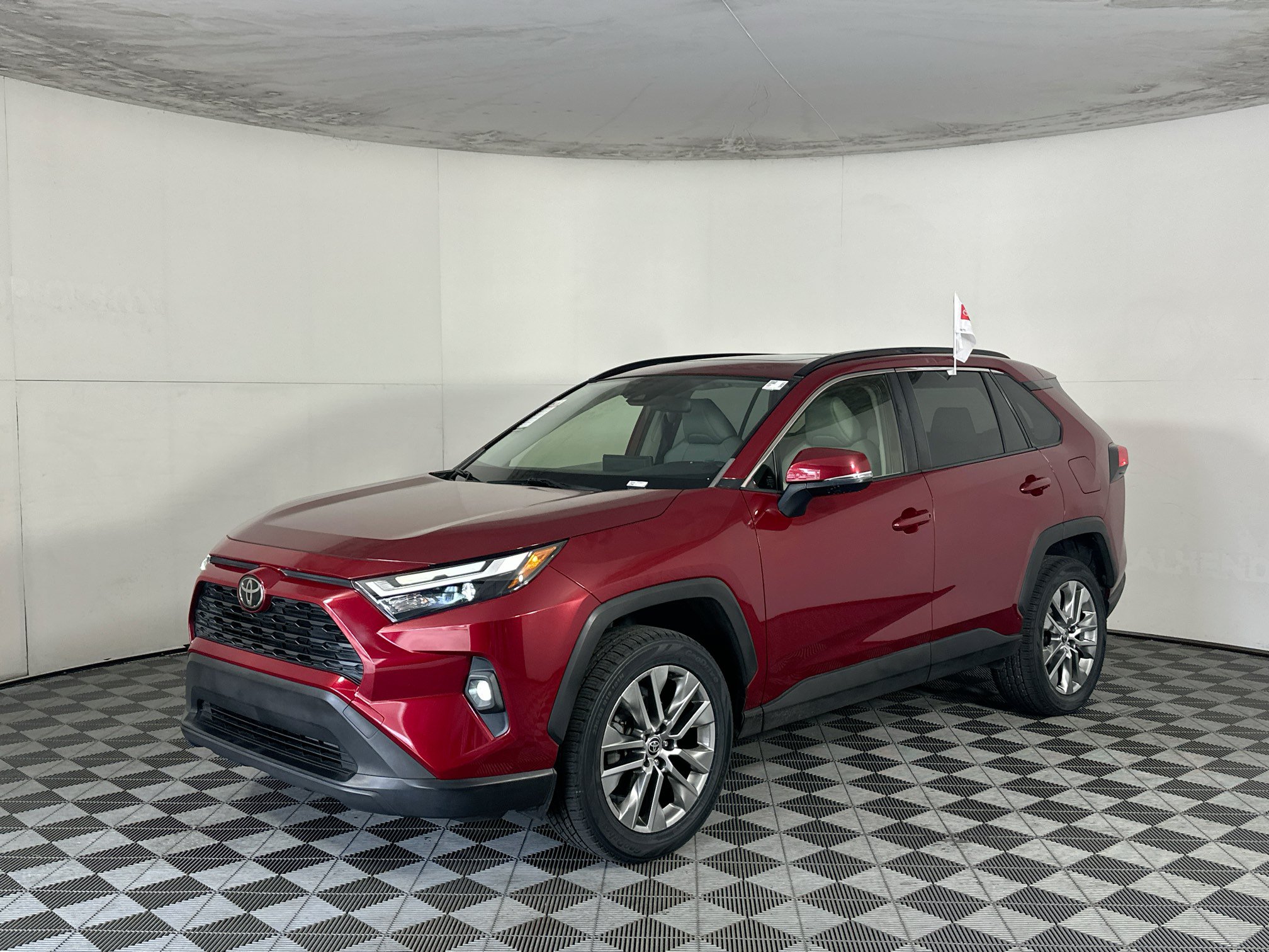 Certified 2022 Toyota RAV4 XLE Premium FWD image 7