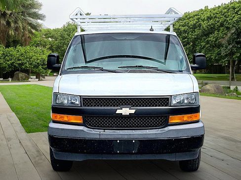 Used 2020 Chevrolet Express 2500 Extended w/ Communications Package RWD image 2