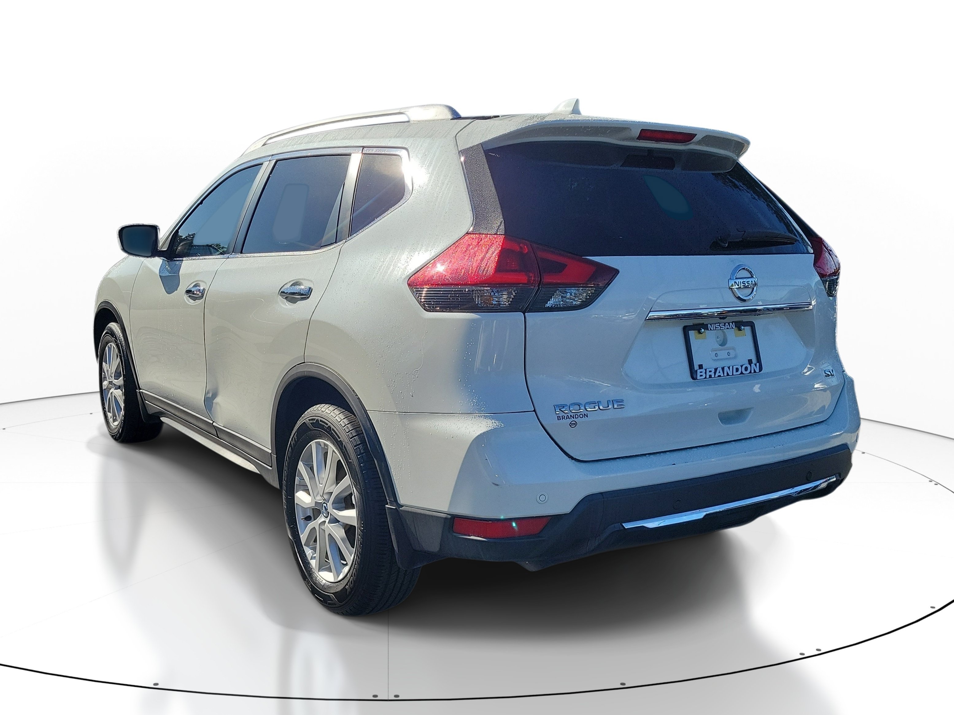 Used 2019 Nissan Rogue SV FWD image 5