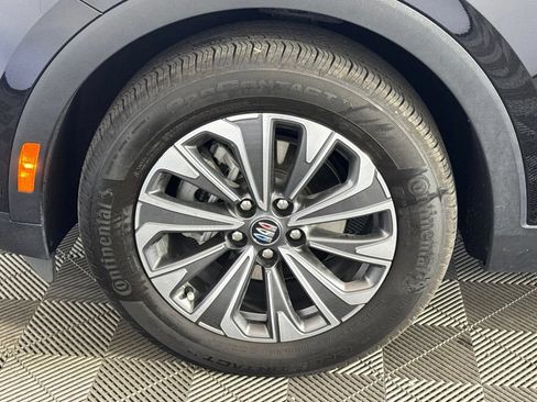 Certified 2025 Buick Envision Preferred AWD/4WD image 10