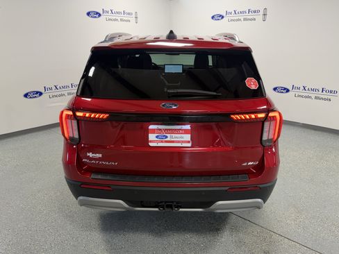 Used 2025 Ford Explorer Platinum w/ LUX Leather Package AWD/4WD image 34