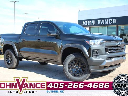Used 2026 Chevrolet Colorado Trail Boss image 1