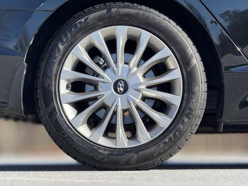 Used 2015 Hyundai Sonata Limited image 19