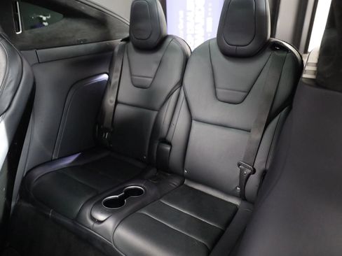 Used 2016 Tesla Model X 75D image 38