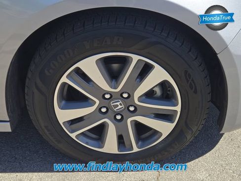 Used 2016 Honda Odyssey Touring Elite image 13