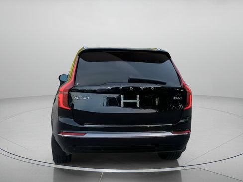 Used 2026 Volvo XC90 B6 Plus w/ Protection Package Premier AWD/4WD image 23