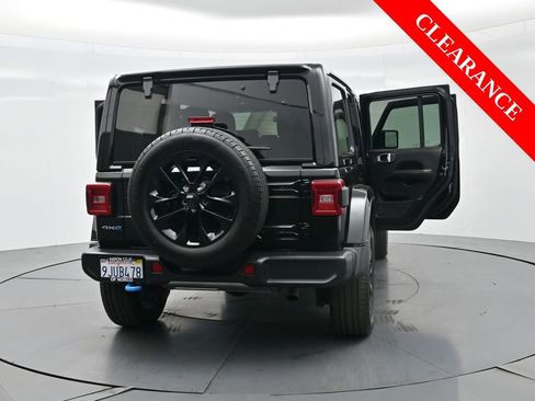 Used 2024 Jeep Wrangler Unlimited Sahara image 44