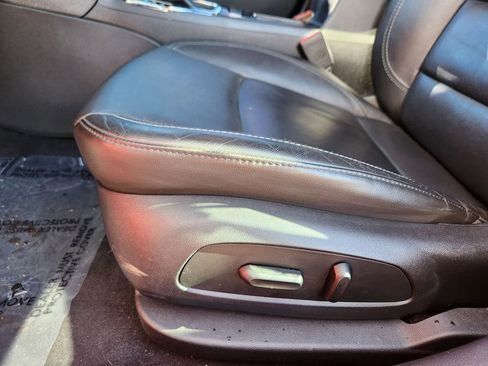 Used 2016 Chevrolet Cruze Premier image 13