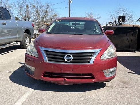 Used 2015 Nissan Altima 2.5 S w/ Power Driver Seat Package image 2