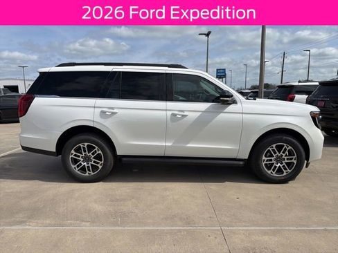New 2026 Ford Expedition Active RWD image 8