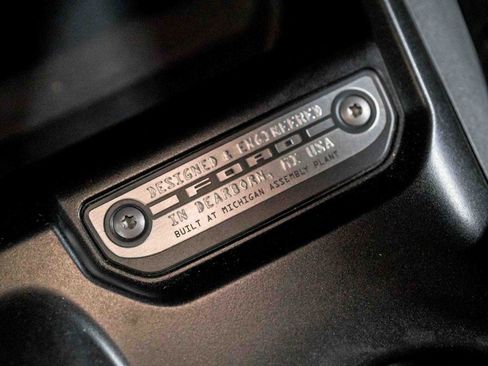 Used 2022 Ford Bronco Outer Banks w/ Sasquatch Package AWD/4WD image 60