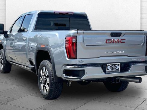 Used 2025 GMC Sierra 2500 Denali w/ Denali Reserve Package AWD/4WD image 10