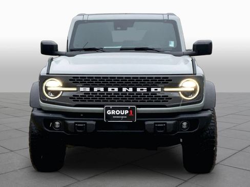 Used 2023 Ford Bronco Badlands w/ Sasquatch Package AWD/4WD image 3