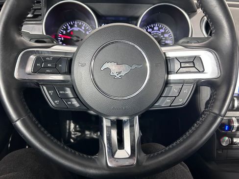 Used 2019 Ford Mustang Premium RWD image 20