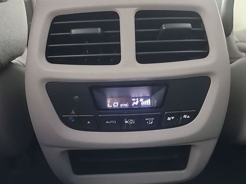 Used 2016 Honda Pilot EX image 23