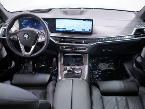 Used 2024 BMW X5 sDrive40i w/ Premium Package RWD image 11