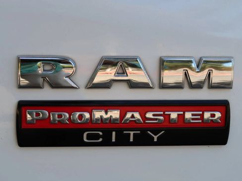 Used 2016 RAM ProMaster City Tradesman FWD image 10