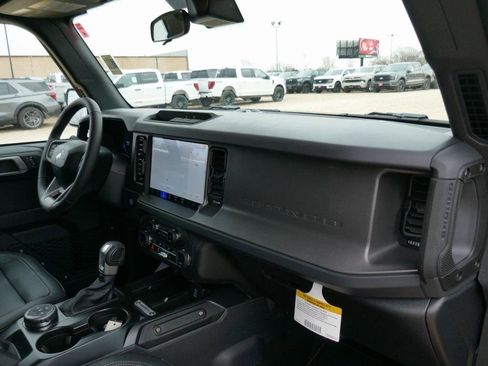 New 2025 Ford Bronco Big Bend image 10