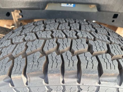 Used 2020 Ford F250 Platinum w/ FX4 Off-Road Package image 51