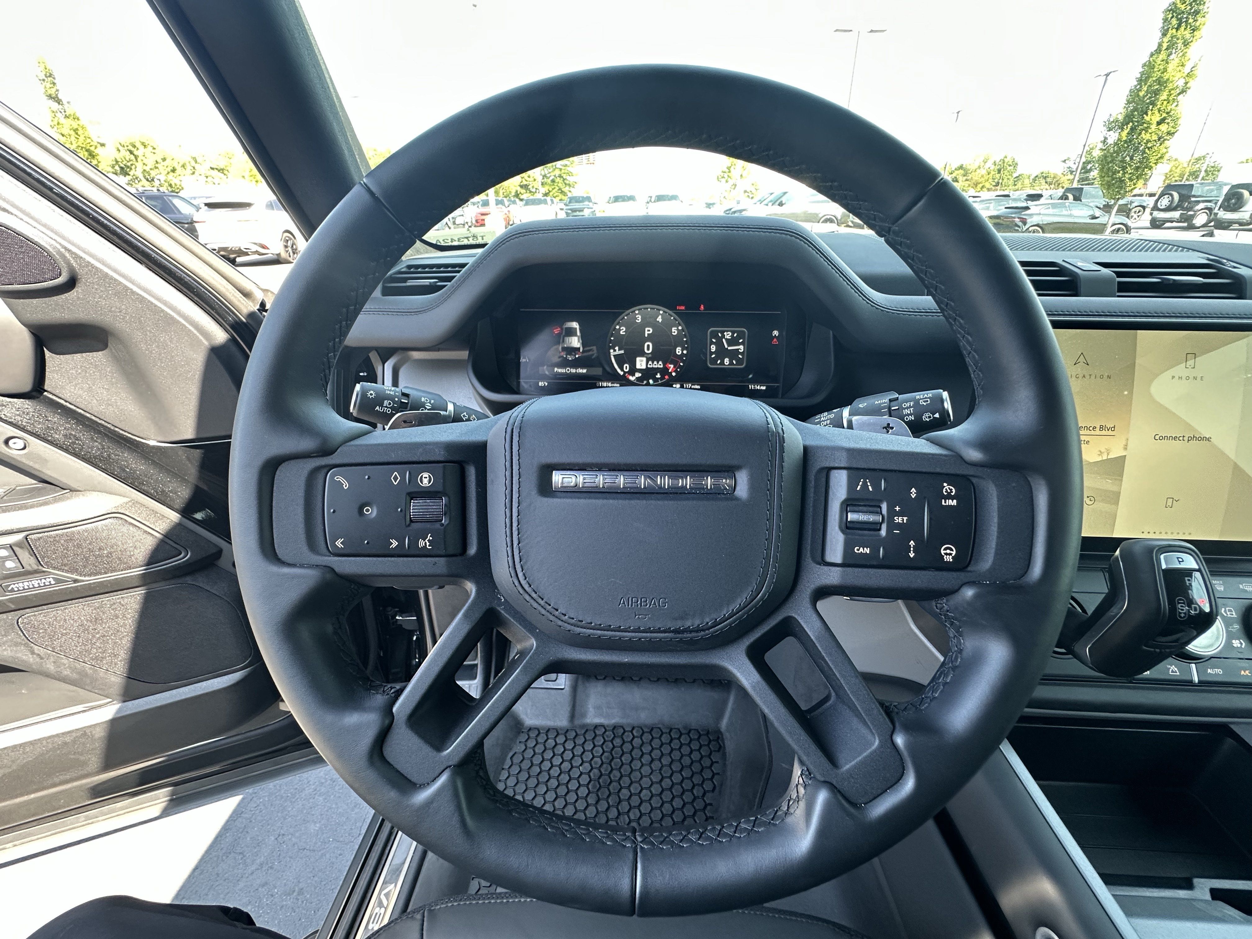 Certified 2026 Land Rover Defender 110 V8 AWD/4WD image 18