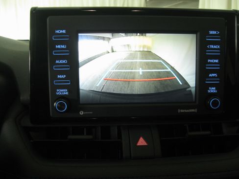 Used 2022 Toyota RAV4 SE w/ SE Grade Weather Package image 16