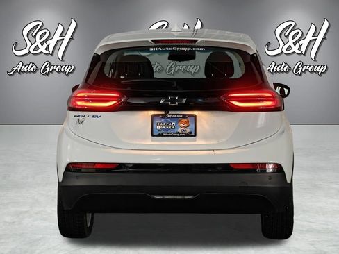 Used 2023 Chevrolet Bolt LT w/ Driver Confidence Package FWD image 20