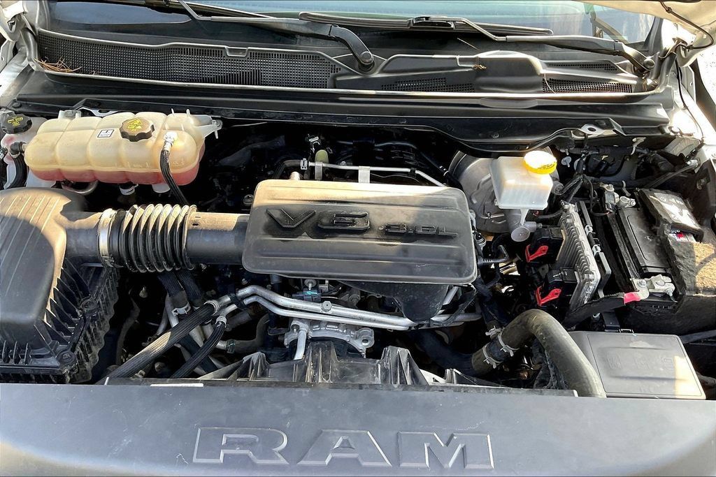 Used 2022 RAM 1500 Big Horn AWD/4WD image 29