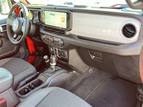 Certified 2025 Jeep Wrangler Unlimited Sport AWD/4WD image 20