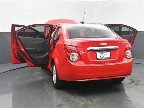 Used 2016 Chevrolet Sonic LT image 56