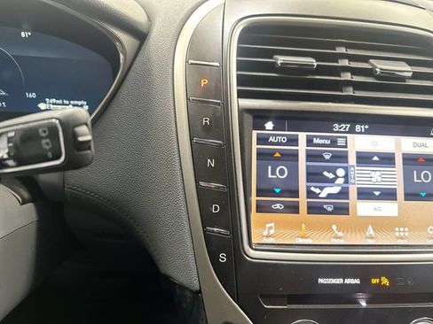 Used 2019 Lincoln Nautilus Reserve AWD/4WD image 23