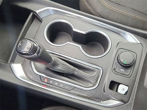 Used 2018 Chevrolet Traverse LS image 15