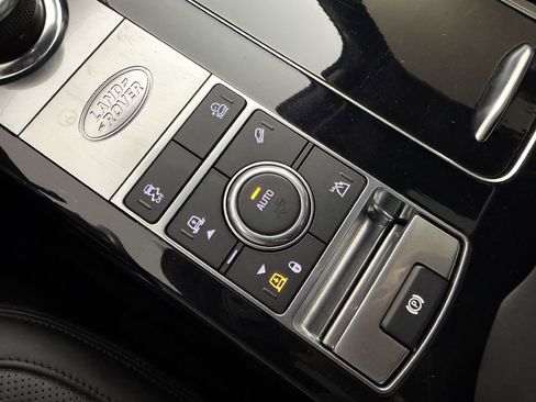 Used 2020 Land Rover Range Rover Long Wheelbase HSE image 35