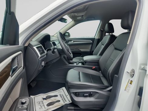 Used 2023 Volkswagen Atlas SE AWD/4WD image 10