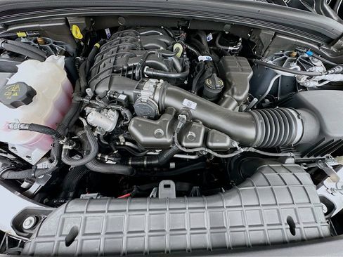 New 2025 Jeep Grand Cherokee Summit AWD/4WD image 32