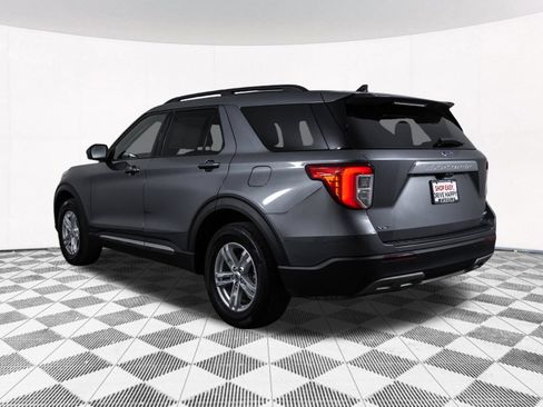 Used 2021 Ford Explorer XLT w/ Equipment Group 202A AWD/4WD image 15
